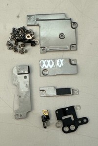 Original Apple iPhone 6 Schrauben Blech Abdeckung Kleinteile Deckel Set