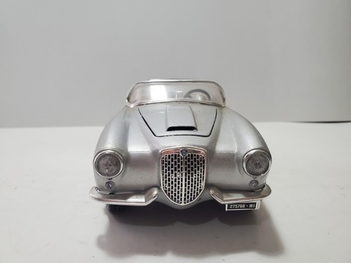 Bburago 1955 Lancia Aurelia B24 Spider Convertible 1:18 Scale Diecast Car Silver - Picture 5 of 12
