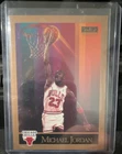 SkyBox 1990-91 Base Set Michael Jordan Chicago Bulls NBA Basketball Card #41