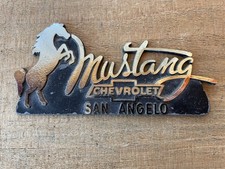 Vintage Mustang Chevrolet Metal Auto Dealer Emblem San Angelo Texas 19-100-2
