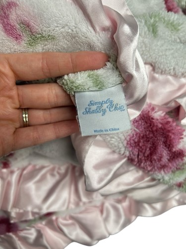 Very Rare King Size Fleece Rachel Ashwell Shabby Chic Floral King Blanket - Picture 3 of 5