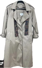 Vintage Tan Women’s Trench Coat With Removable Lining Plaid scarf Sz 12 USA Made