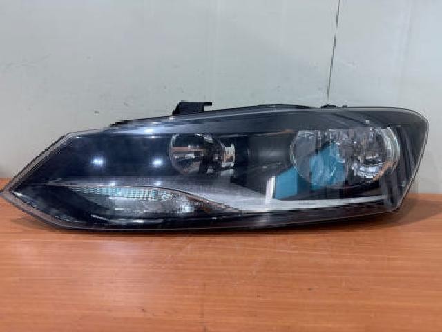 2013 Volkswagen Polo Headlight Assembly Left Side OEM 6R1941007F