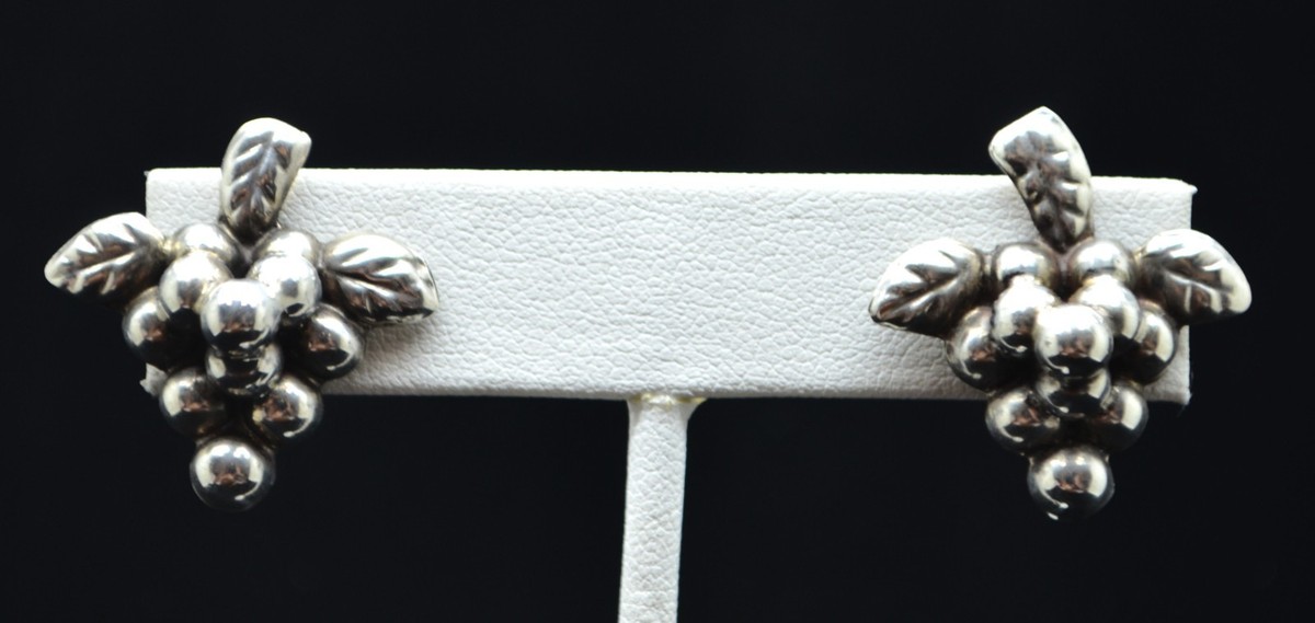 Sterling Silver Adorable Grape Bunch Screwback Earrings #FMH278