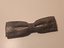 Vintage Mid Century 1950s Rockabilly Hipster Two Tone Clip On Bow Tie 4.75"