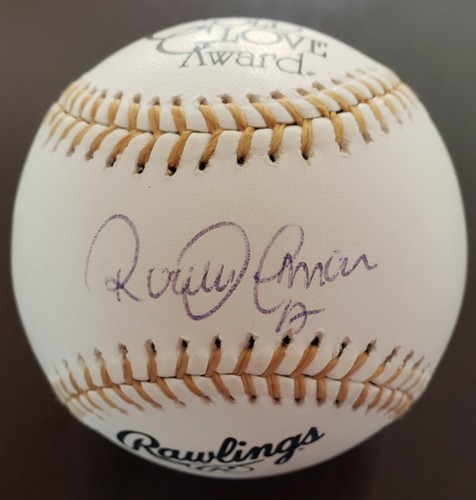 HOF Roberto Alomar Signed Auto Gold Glove Award Baseball JSA COA Blue Jays - Picture 3 of 8