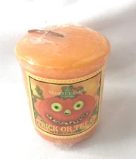 RARE YANKEE CANDLE TRICK OR TREAT VOTIVE GLOW IN THE DARK LABEL