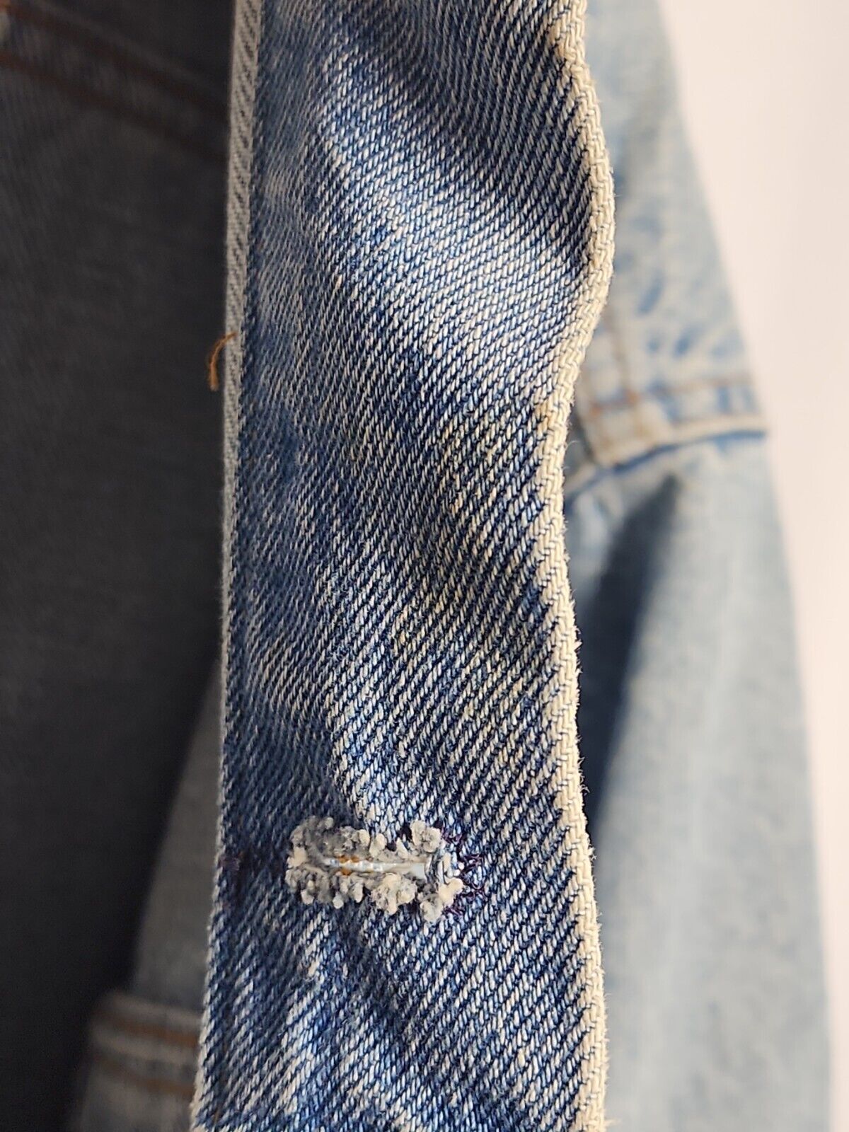Vintage Levi’s Made In USA Denim Jeans Jacket 705… - image 6