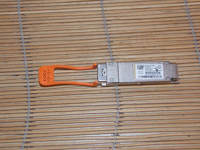 Cisco QSFP-40G-CSR4 40GBASE-CSR4, 4 lanes, 850 nm MMF v01 10-2837-01
