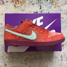 DS Nike SB Dunk Low Pro PRM Mystic Red Rosewood Japan Sz 12 DV5429-601