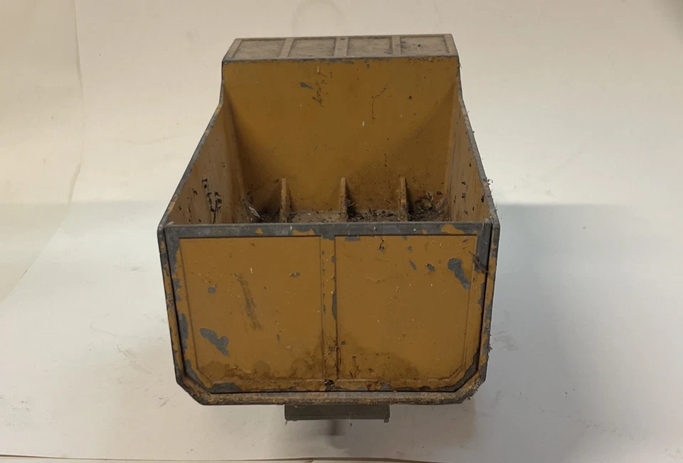 Caminhão basculante hidráulico Toy Ertl McClinton âncora 1/16 International Navistar - Imagem 4 de 4