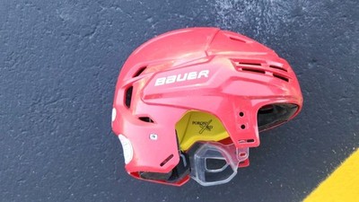 Bauer Hyperlite 2 Ice Hockey Helmet Red Size Small/Medium (0724-2926)
