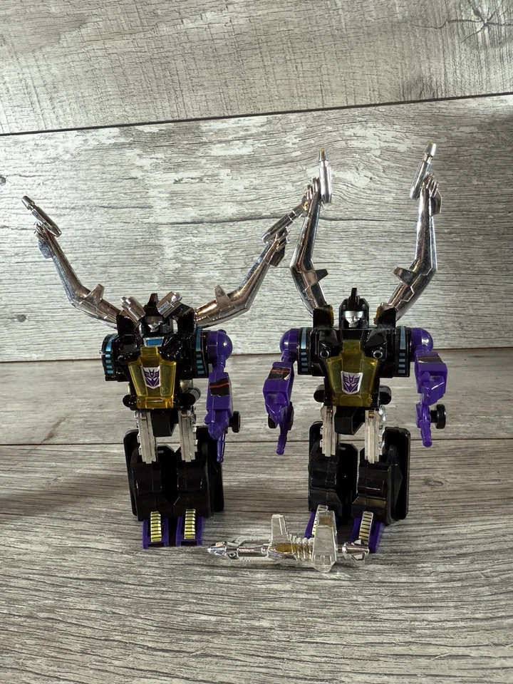 Transformers G1 Insecticons Hasbro Bombshell Kickback Shrapnel (Not Complete) - Image 4 of 4