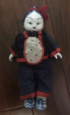 Blue White Delft Style Porcelain Asian Doll in Traditional Dress Chinoiserie Vtg