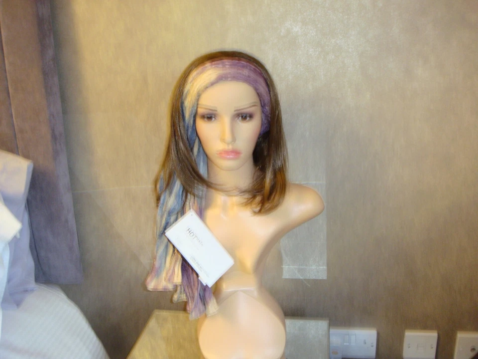 Peluca Hot Hair Catwalk Collection 3/4 con bufanda adjunta Foto 2 de 4