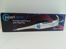 Heathrow Scientific HS120106 Pearl Adjustable Volume Micro Pipette