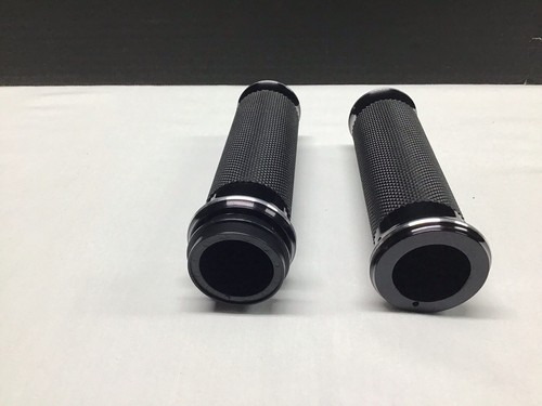Harley Performance Machine “Shock” 2008 & Up Black Throttle By Wire Grip Set - Picture 3 of 6