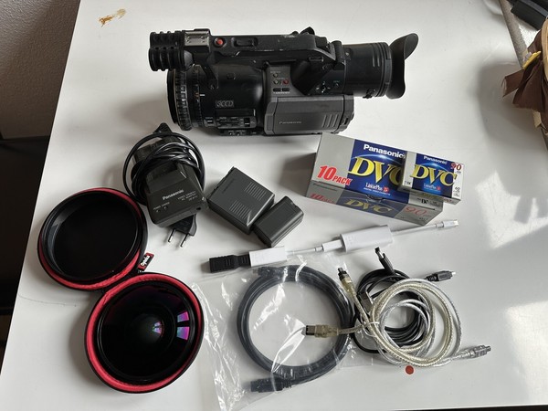 Panasonic AG-DVX100A Pack
