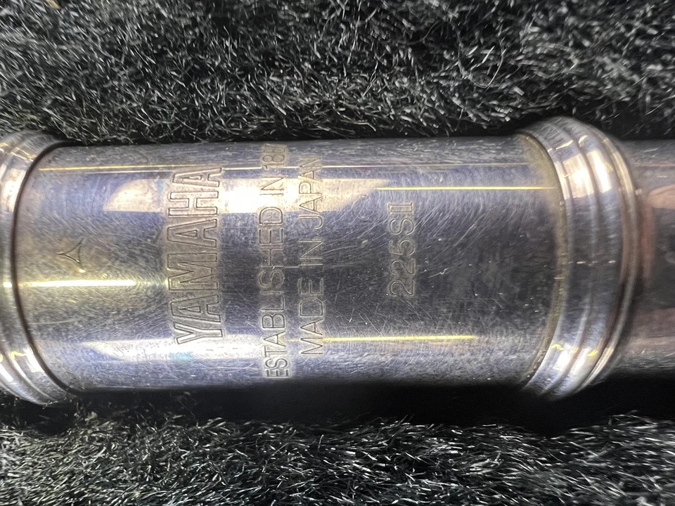 Yamaha 225SII Flute Silver Plate Made In Japan Student Band Instrument Case - Image 4 of 4