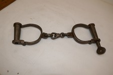 Antique Hand Forged Iron Metal Police Prisoner Handcuffs Shackles With Key