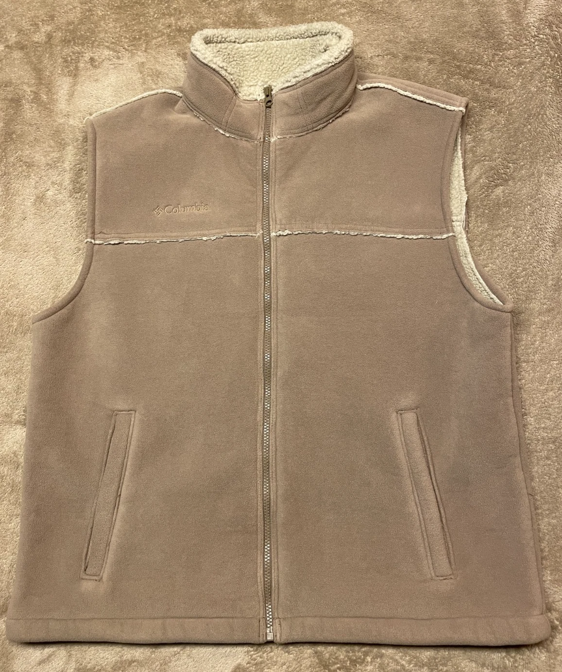 Columbia Sportswear Men’s Large Light Brown Full Zip Front Vest Sherpa Lined