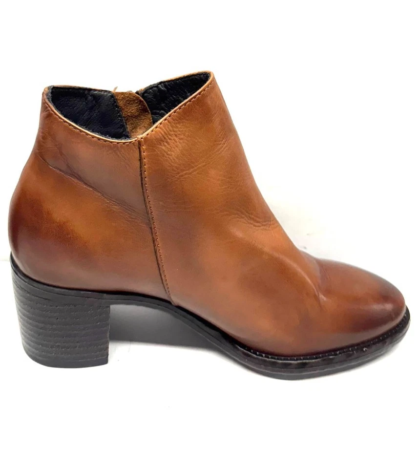 MIZ MOOZ BUTTER LEATHER  BOOTIE SIDE ZIP   BRANDY  37EU / 7US NEW # Z-40 - Image 4 of 4