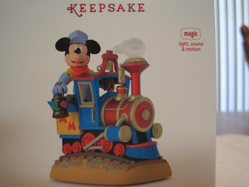 2017 HALLMARK KEEPSAKE ORNAMENT MICKEY'S MAGICAL RAILROAD - DISNEY--NEW - 第 3/10 張圖片