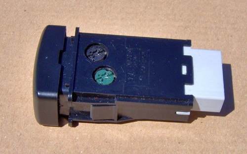 OEM Fog Light Switch, Relay and Fuse for 1998-2000 Isuzu Rodeo - Picture 4 of 8