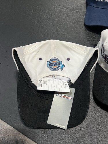 Dallas Cowboys Limited Edition Super Bowl Champs Cap And T Shirt Collection - Picture 10 of 15