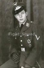 WW2 Picture Photo German Young Soldier 3348