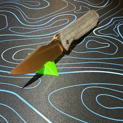 Kizer Harpoon Fold - Elmax blade, Titanium / Micarta handle, Framelock.