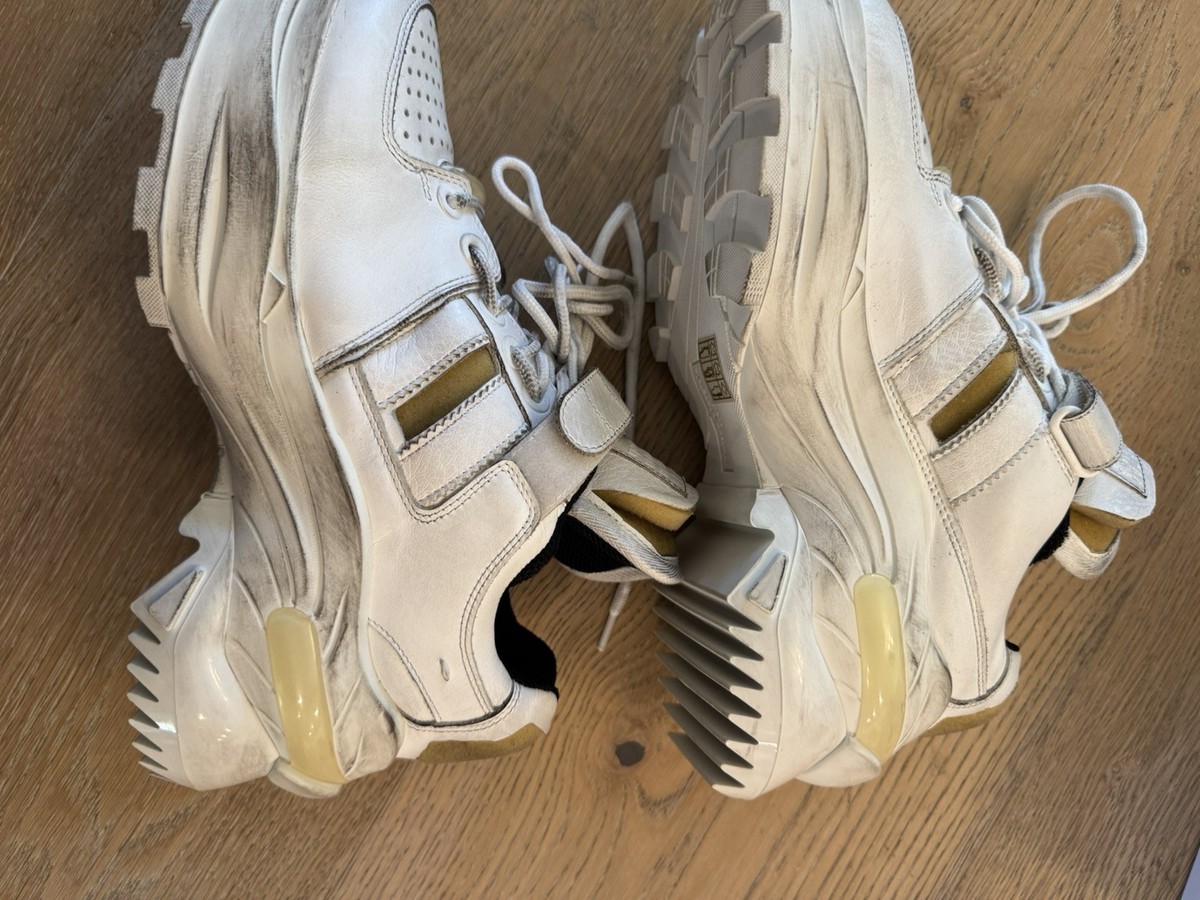 Maison Margiela Retro Distressed Sneakers Shoes size 39 White BNWT