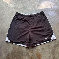 Vintage Y2K Nike reversible shorts  Mens Size Medium