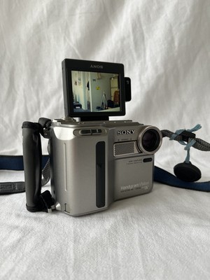 Sony Handycam Vision DCR-SC100E Camcorder - Tested & Working - VERY RARE