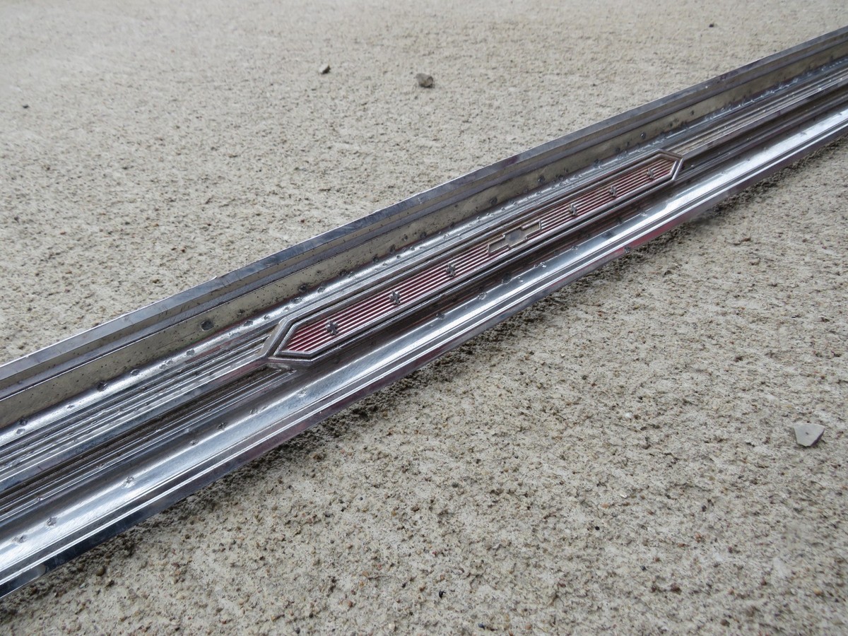 1966 Chevrolet Chevy II Nova Original GM Trunk Deck Lid Molding
