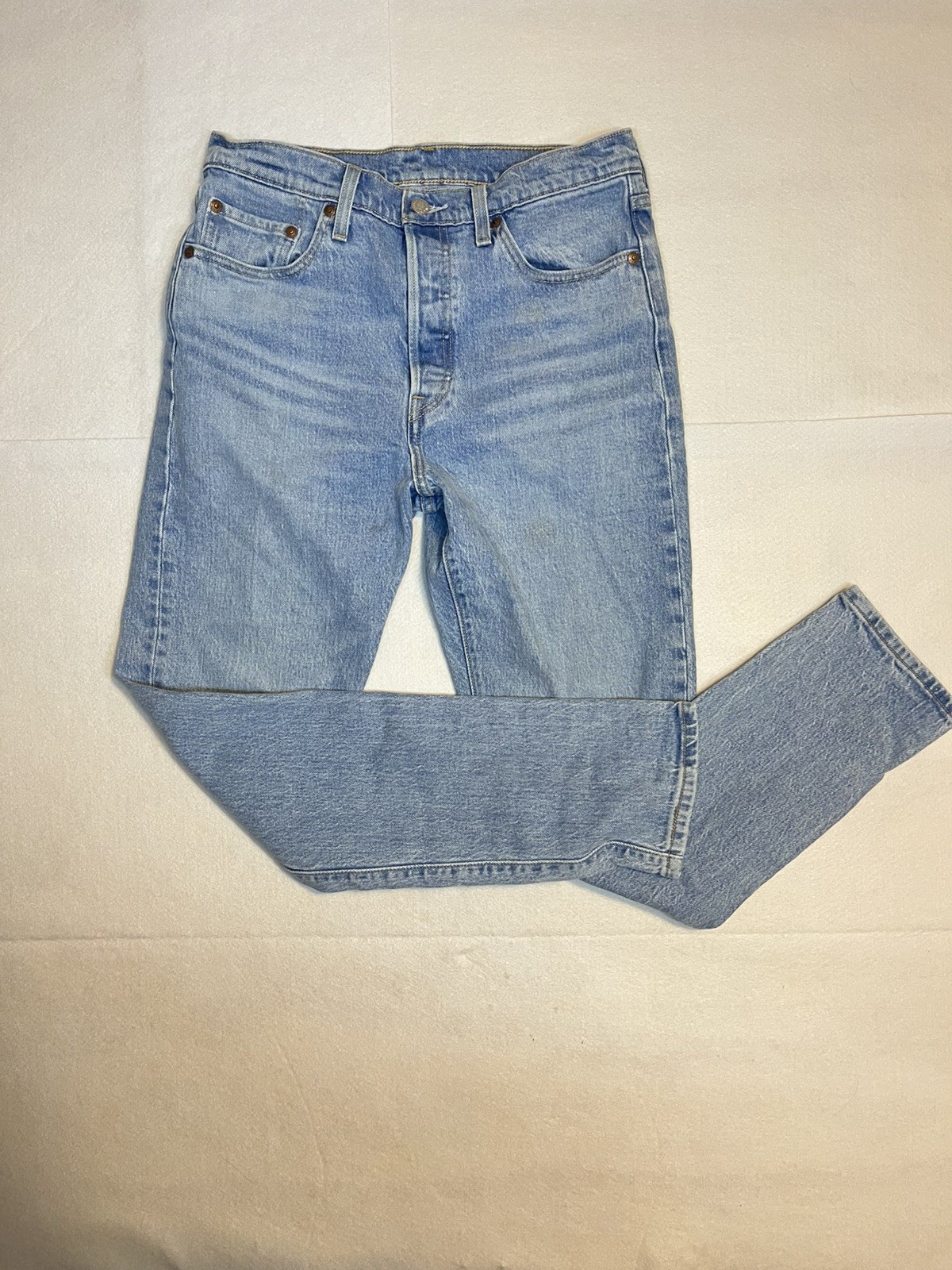 VTG Y2K Levi Strauss & Co 501 Button Fly Distressed Medium Wash Denim Jean 29x30