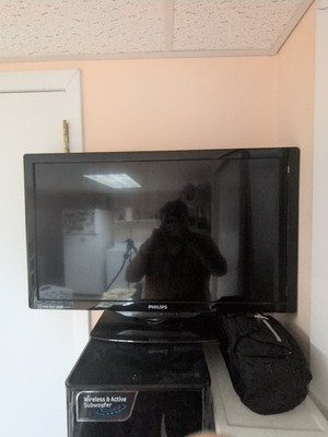 Phillips 4000 LCD Tv 32''  Hd