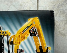 LEGO TECHNIC: Backhoe Loader (8069) Retired - Brand New/Sealed! See Description!