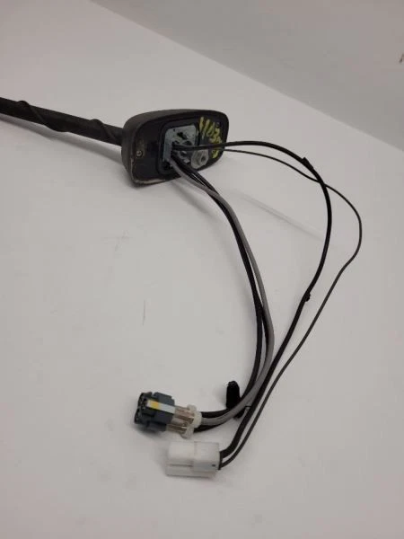 GMC ACADIA 2010 antena montada en el techo en estrella OEM 25839396 Foto 4 de 4