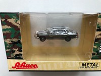 Mercedes-Benz 230E Art.-Nr. 452666500 Schuco H0 Modell 1:87