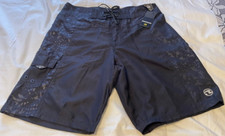 OCEAN CURRENT Men's 10" Inseam Land to Sea SWIM BOARD SHORTS -Size 30-Black-NWT