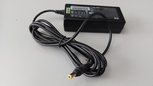 Original HP DC359A Netzteil 18,5V - 3,5A - 65W P/N 380467-00 für Notebook