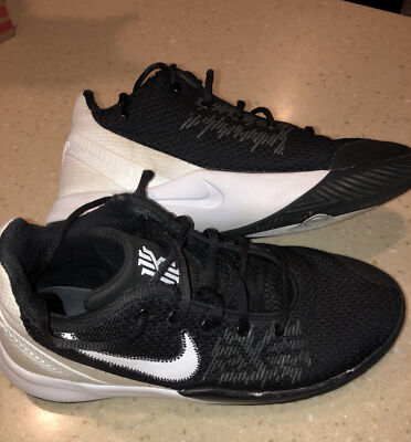 NIKE KYRIE Flytrap 2 Basketball Athletic Shoes Black AQ3412-001 Boys 7Y Youth 7