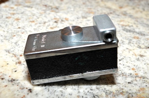 Vintage Steky Mini Spy Camera 16mm Model III Leather Case 1:3.5 F-25mm Lens - Imagen 7 de 11