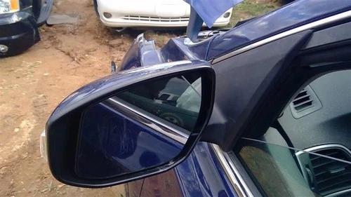 Driver Side View Mirror Power With Turn Signal LED Fits 16-19 Nissan Sentra OEM