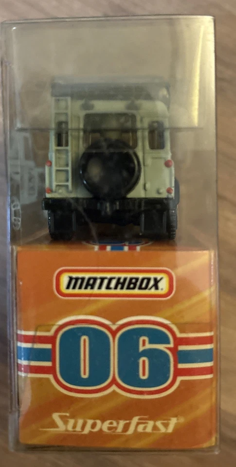Matchbox No.06 Superfast- '97 Land Rover Defender 110 2007 Sealed - Image 2 of 4