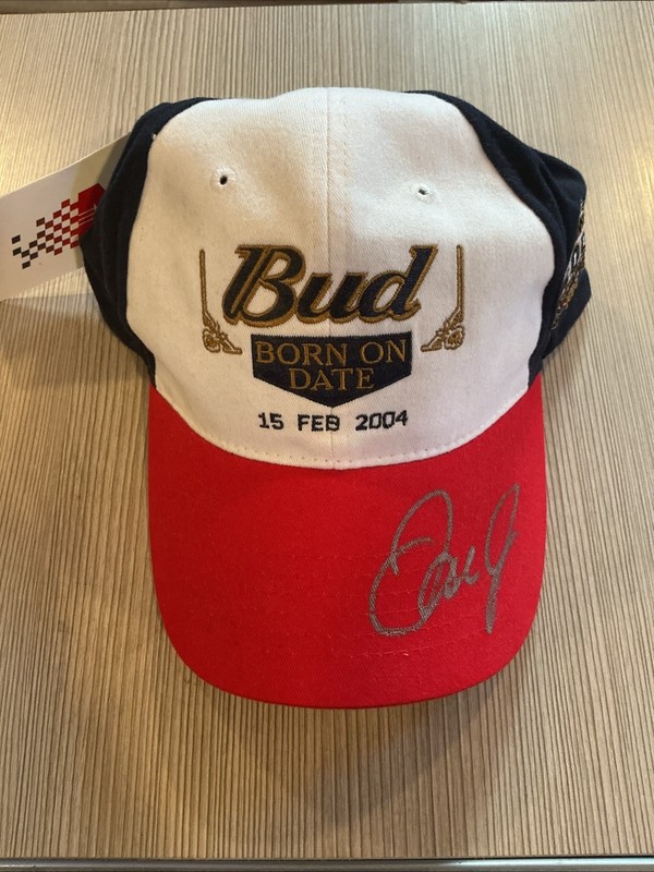*SILVER SIGNED* 2004 BUD / BORN ON DATE /  DAYTONA 500 CHAMPION #8 / DALE JR.