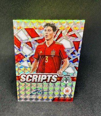Pau Torres Auto - Panini Mosaic Scripts FIFA Road To World Cup 2021/22 - Spain
