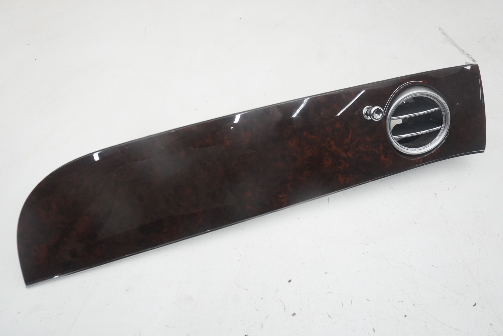Bentley Bentayga 2016-2020 Right Dashboard molding P/N 36B857054