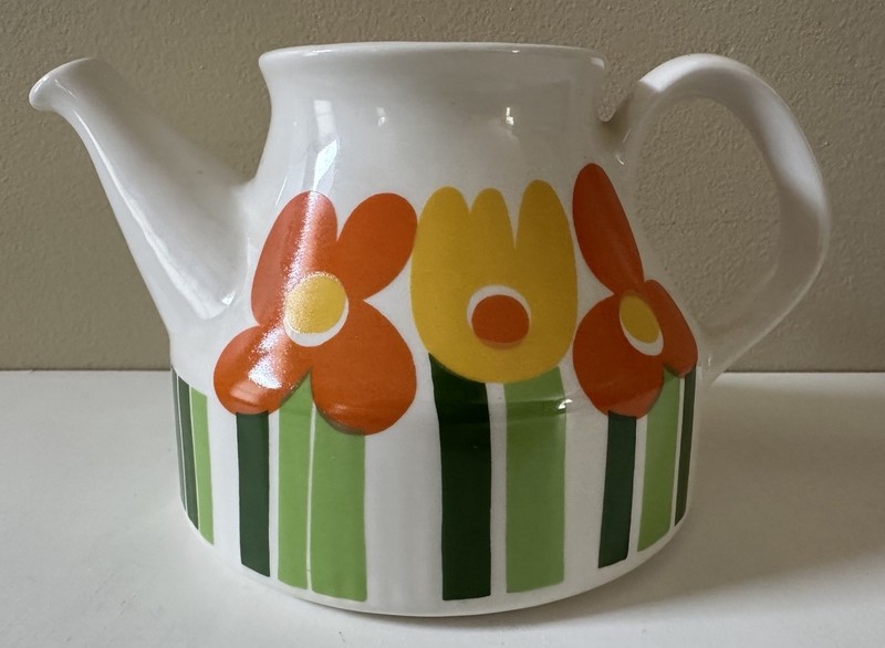 Figgjo Flint Annemarie Flower Teapot Missing Lid Kirsten Dekor Norway
